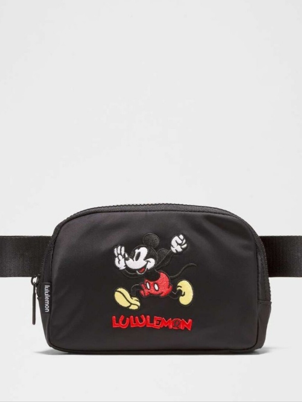 NWT Disney x Lululemon *Everywhere Belt Bag 1L Mickey in Motion Graphic In Black